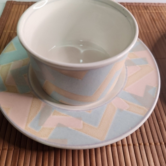 Vintage 90's Pastel Mikasa Intaglio Cancun Geometric Print Dinnerware - Picture 3 of 10